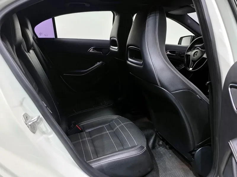 Mercedes-Benz A 200 2.0, снимка 12 - Автомобили и джипове - 54279051