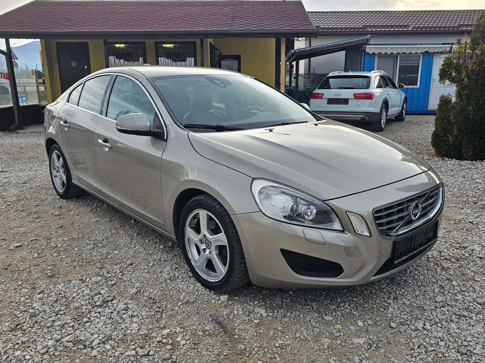 Volvo S60 2.0D 163 кс КЛИМАТРОНИК !! КОЖА !! КСЕНОН !! - изображение 7