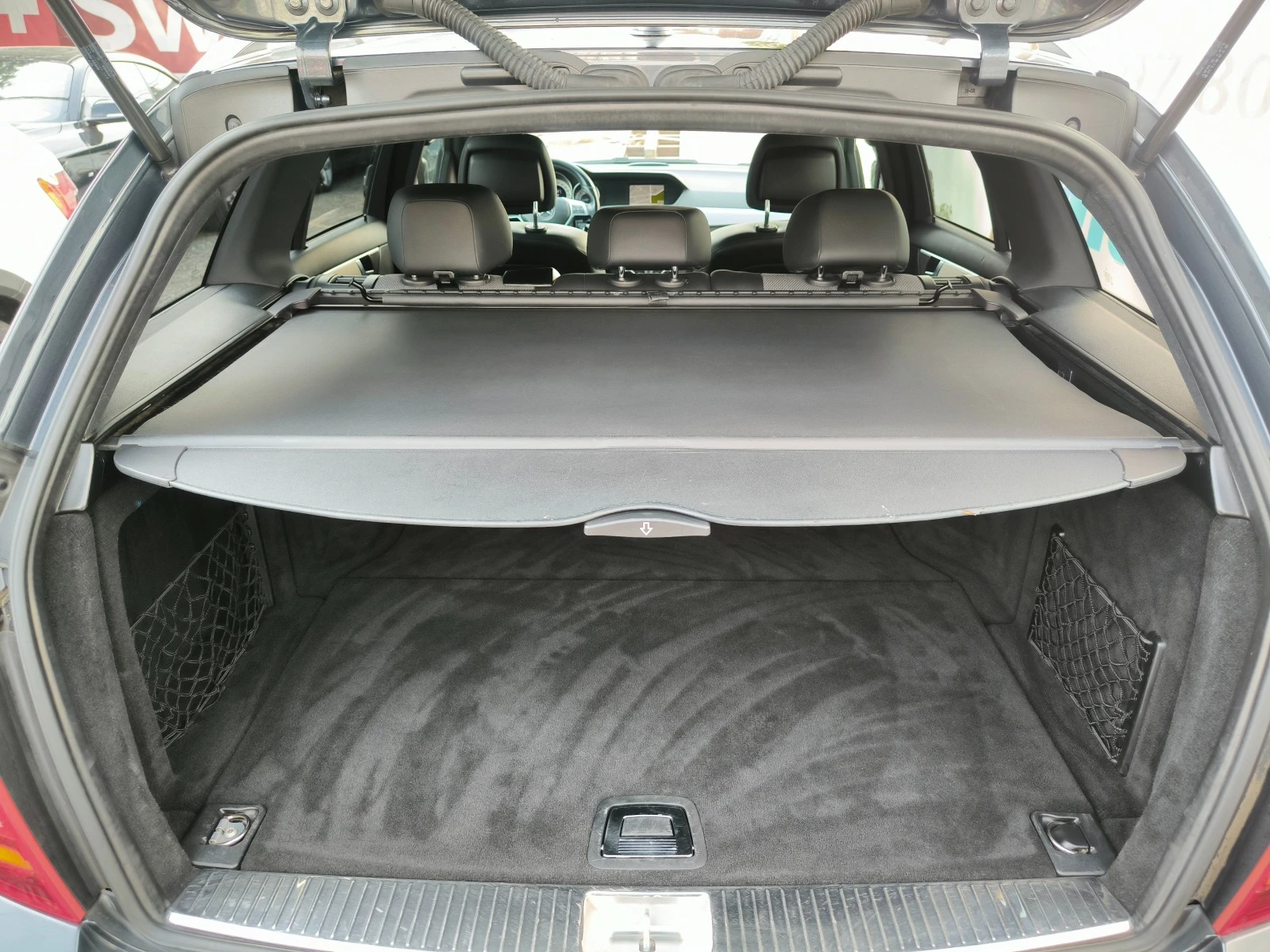 Mercedes-Benz C 250 d AMG Face 4matic Швейцария | Mobile.bg — изображение 12