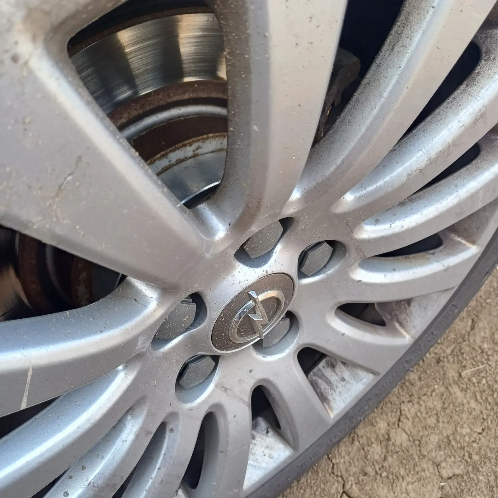 Opel Insignia 2.0 4х4 на части, снимка 11 - Автомобили и джипове - 54070884