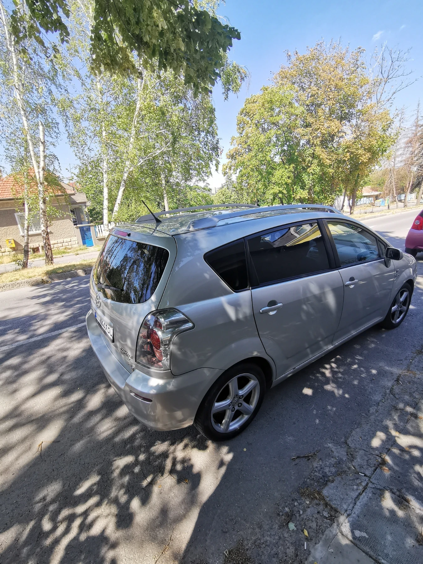 Toyota Corolla verso  - изображение 3