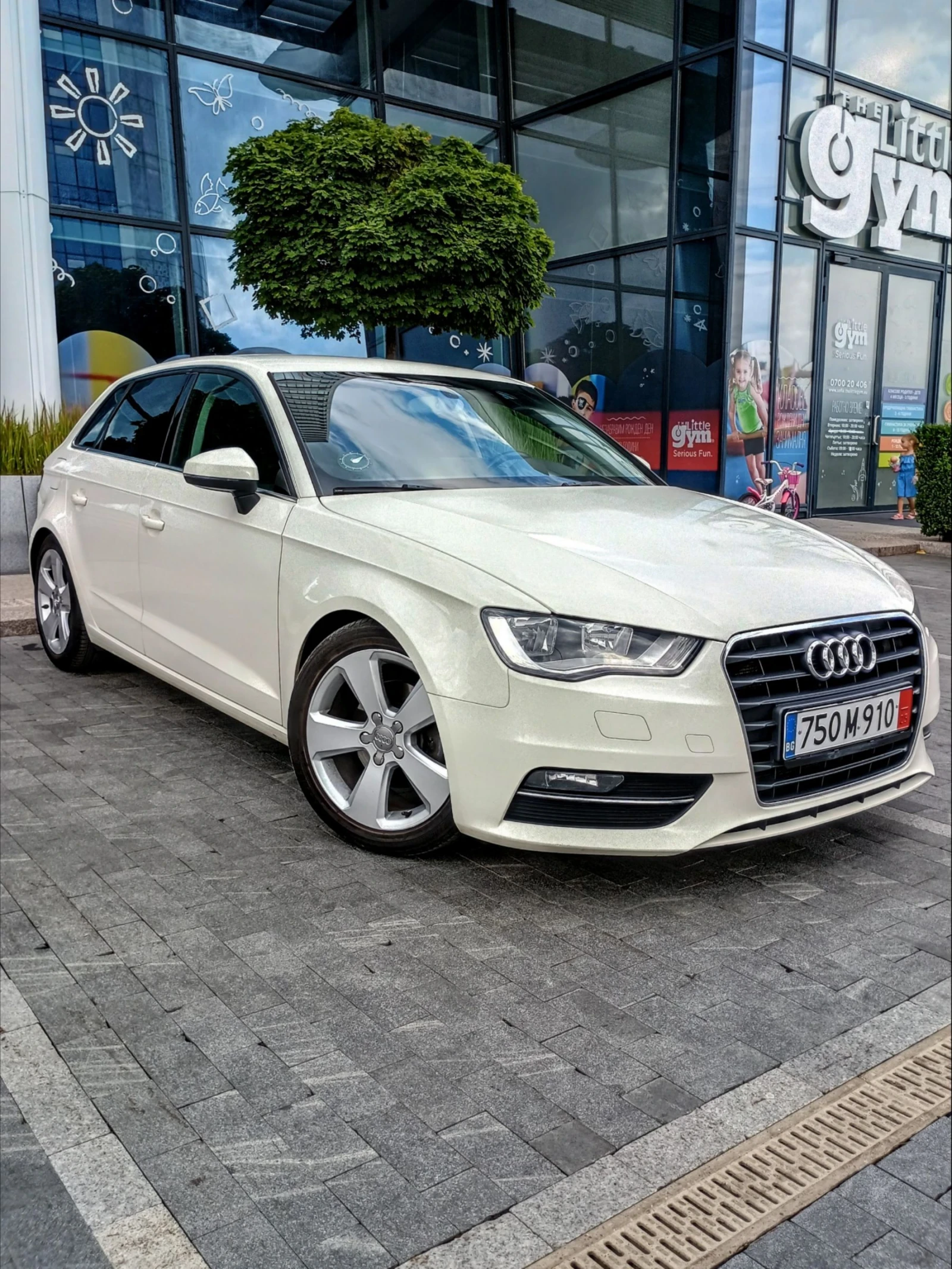 Audi A3 SPORTBACK * NAVI * ПОДГРЕВ * ПЕРЛА * ТОП СЪСТОЯНИЕ - изображение 2