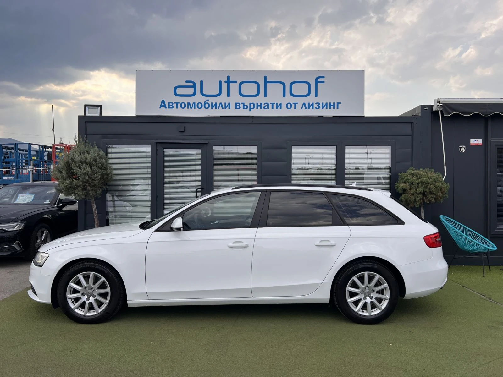 Audi A4 2.0TDI/143K.C./8AT - изображение 2