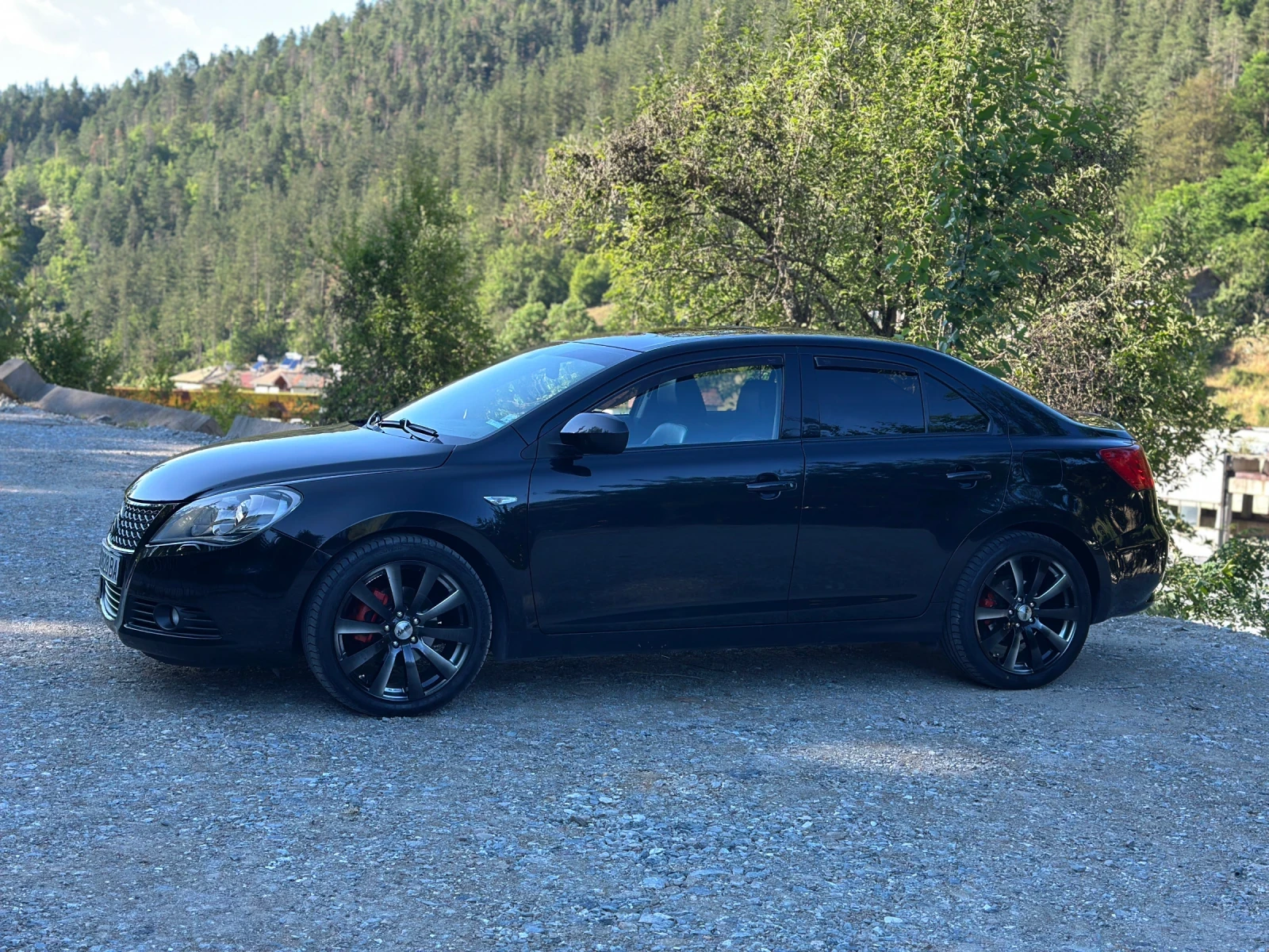 Suzuki Kizashi 2.4 4x4 - изображение 3