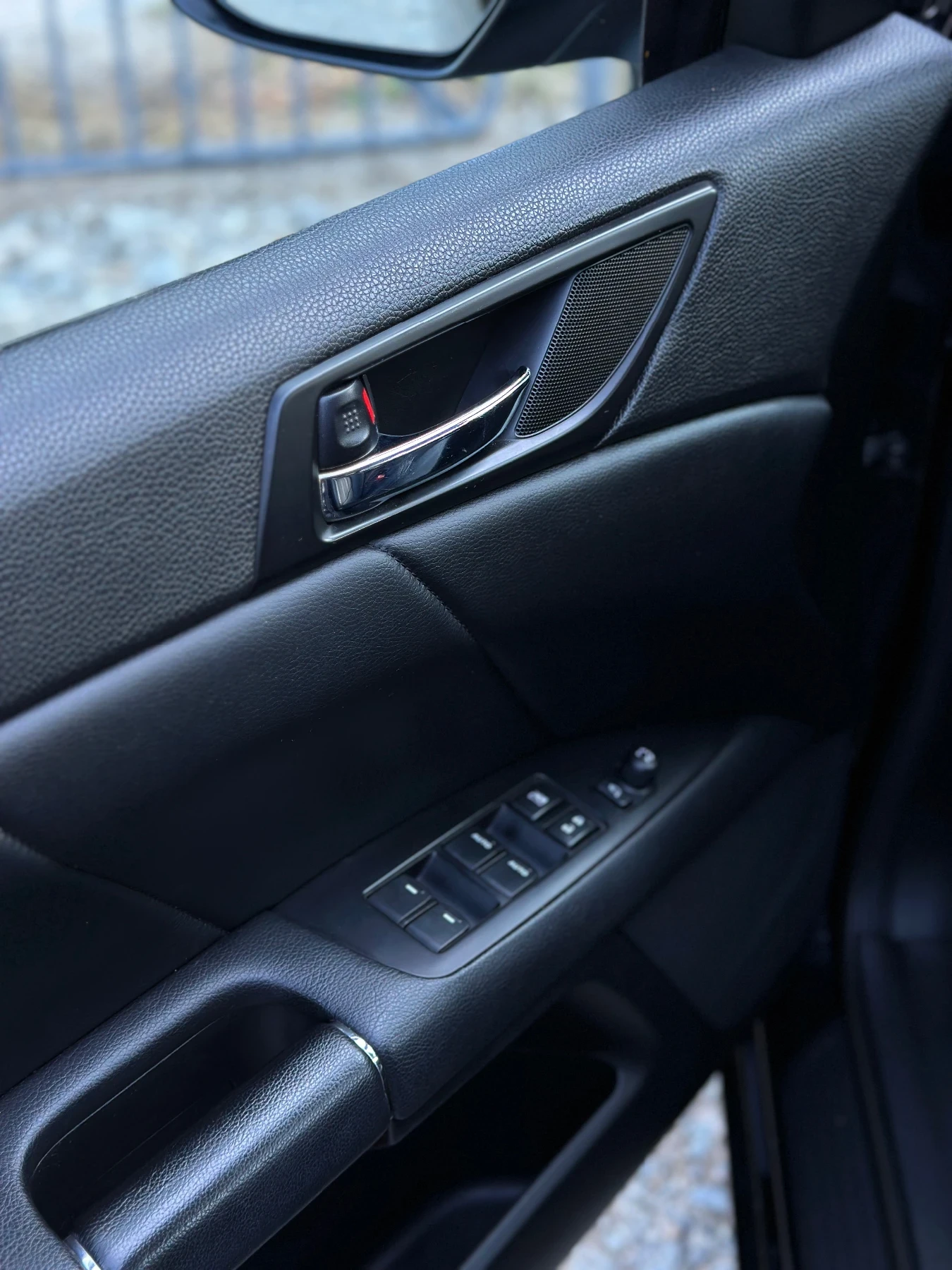 Suzuki Kizashi 2.4 4x4 - изображение 9