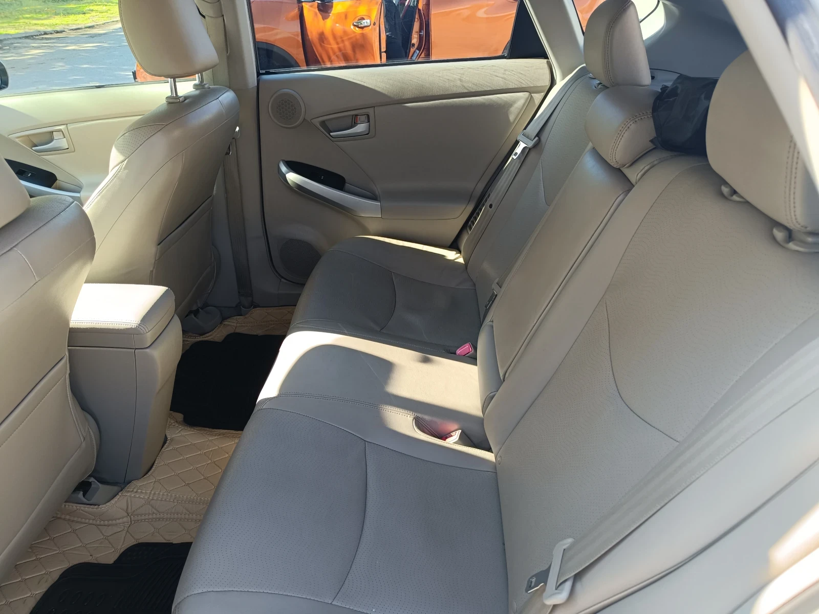 Toyota Prius | Mobile.bg — изображение 11