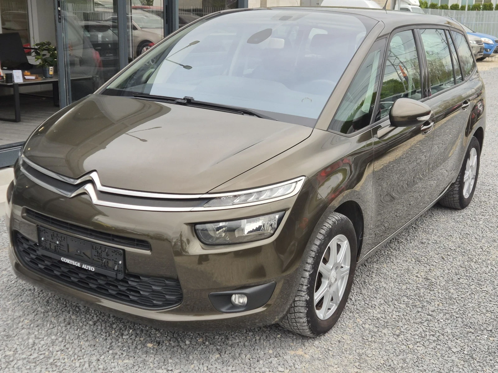 Citroen C4 Picasso 1.6 HDI, снимка 15 - Автомобили и джипове - 52280637