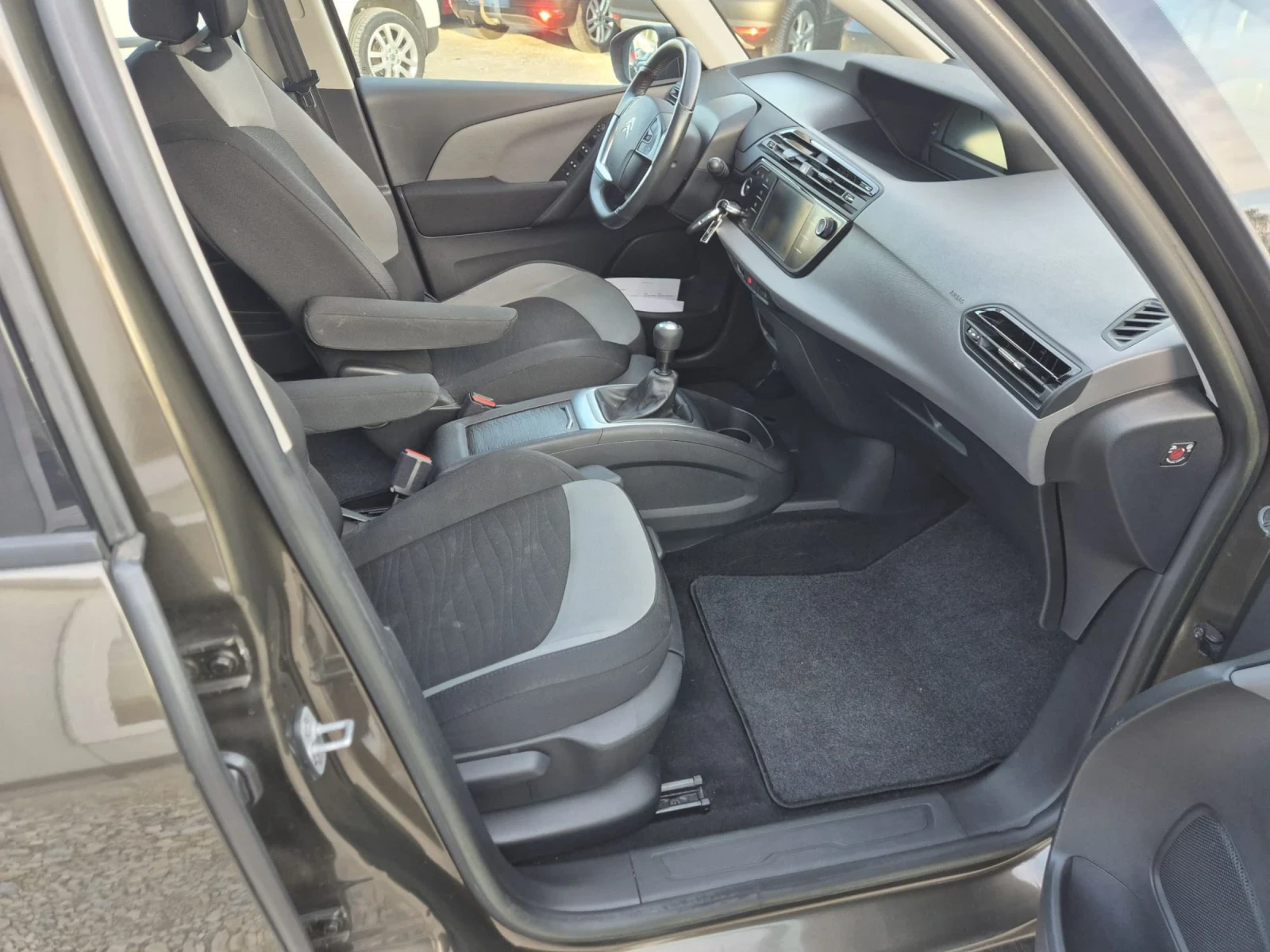 Citroen C4 Picasso 1.6 HDI | Mobile.bg   10