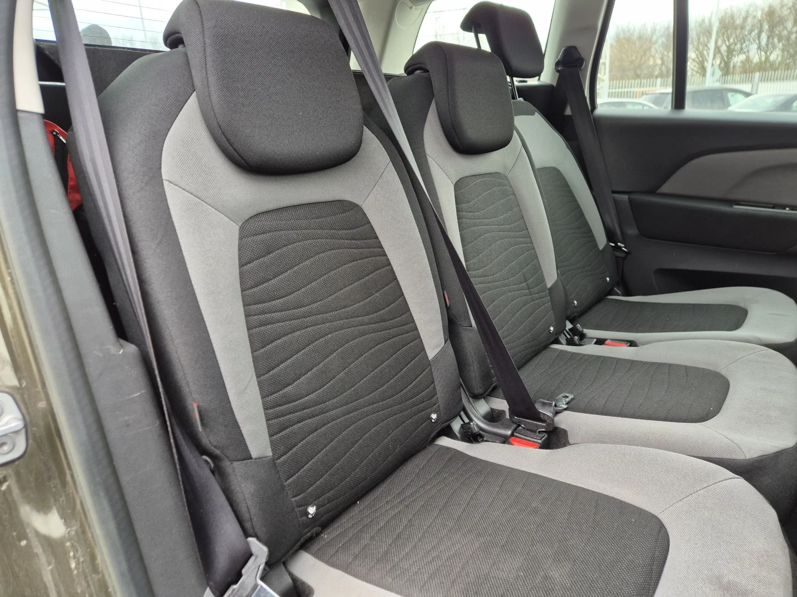 Citroen C4 Picasso 1.6 HDI, снимка 12 - Автомобили и джипове - 52280637