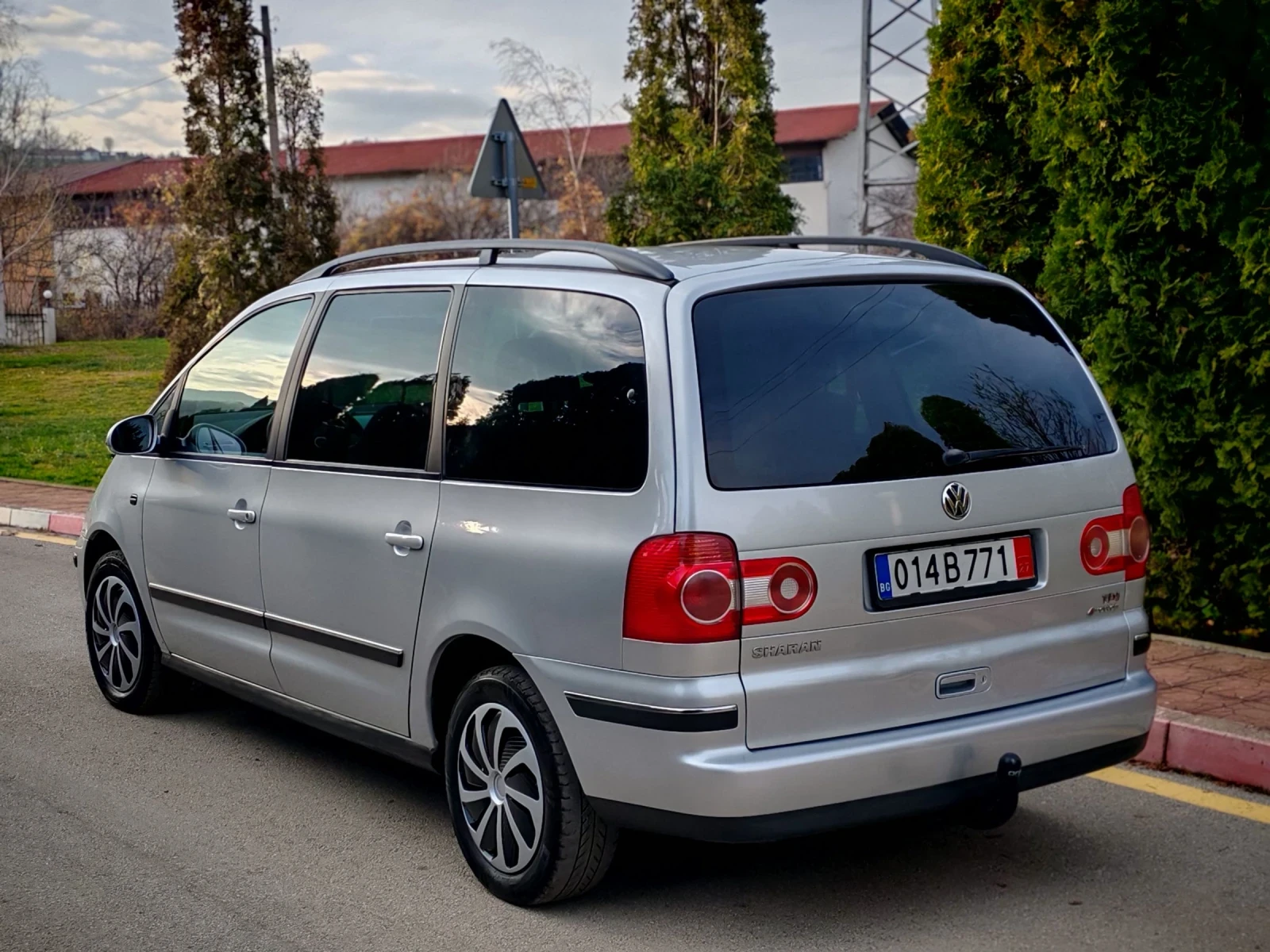 VW Sharan 1.9TDI(116)* 4-MOTION* FACELIFT* НОВ ВНОС*  - изображение 4