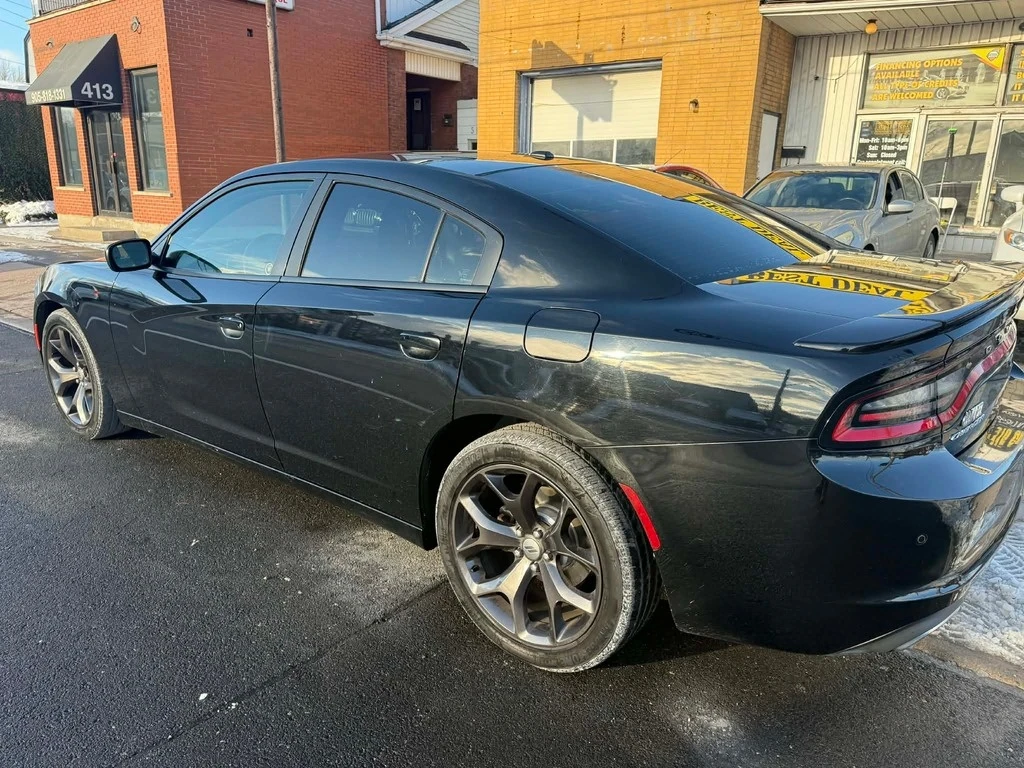 Dodge Charger * 4dr Sdn SXT RWD * CARFAX * ЦЕНА ДО БГ - изображение 5