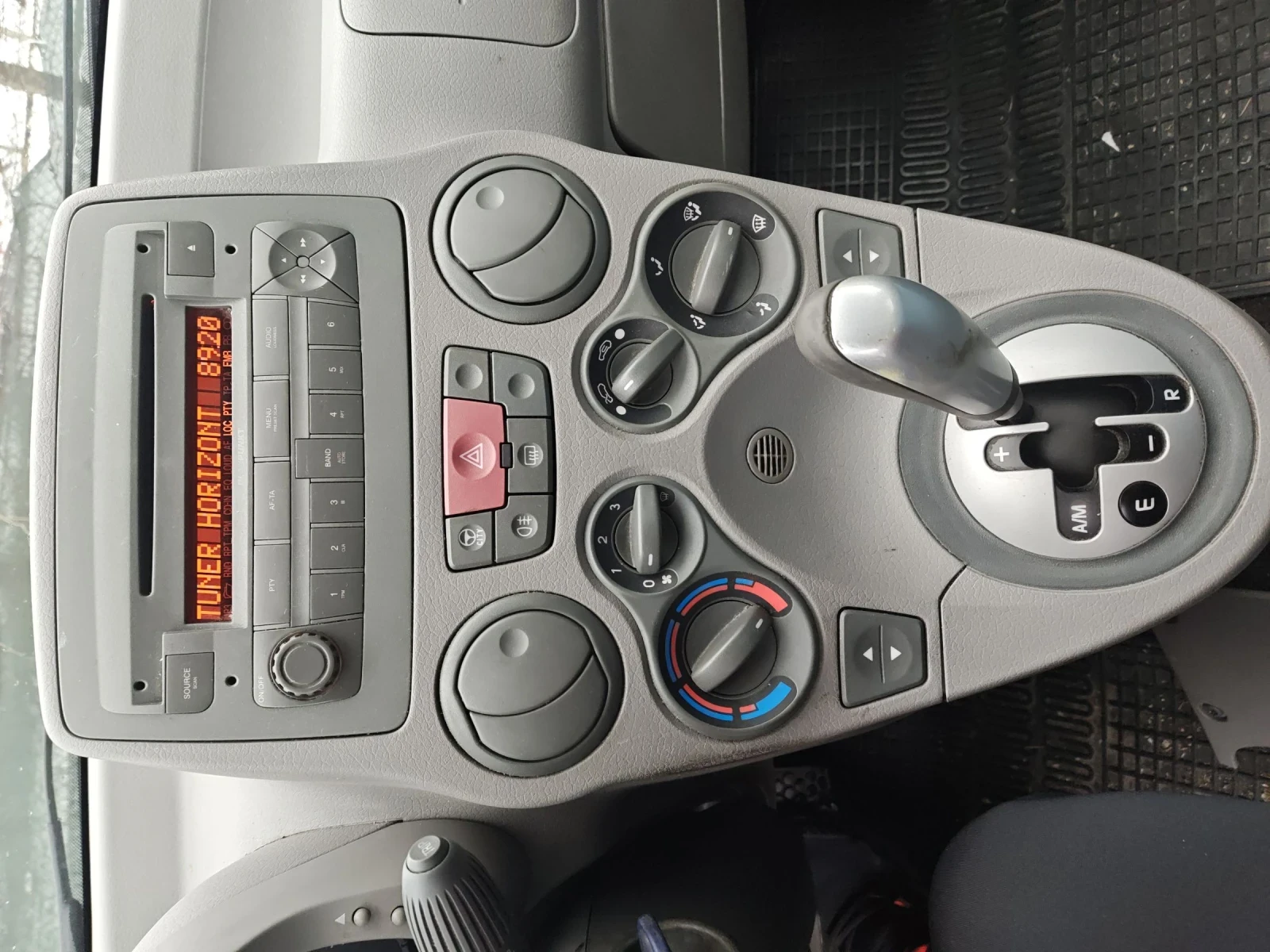 Fiat Panda 1.2i Automatic 60 k.c. | Mobile.bg � ����������� 13