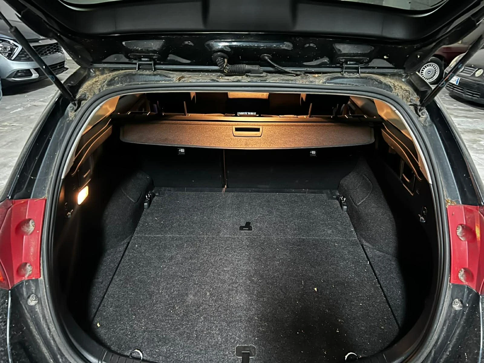 Toyota Auris 1.8 Hybrid - изображение 5