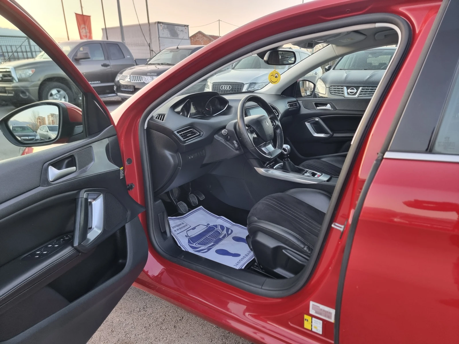 Peugeot 308 2.0HDI GT-LIMITI, снимка 10 - Автомобили и джипове - 53743923