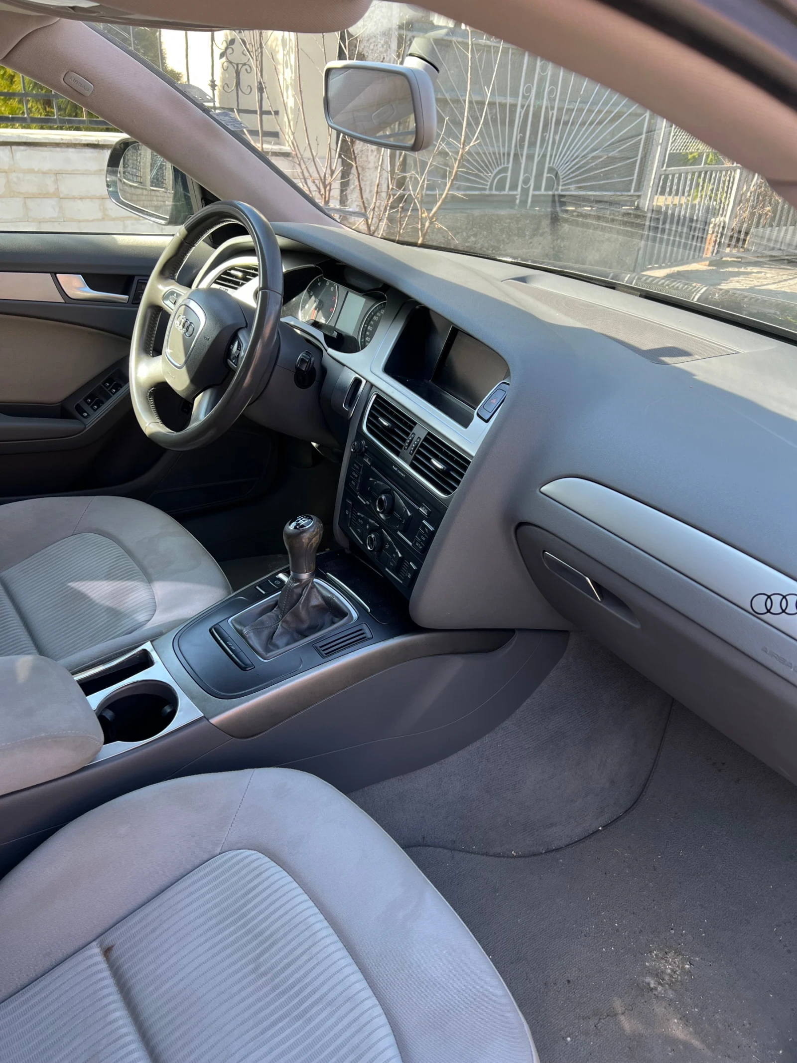 Audi A4 1.8 Т s line, снимка 8 - Автомобили и джипове - 53757108