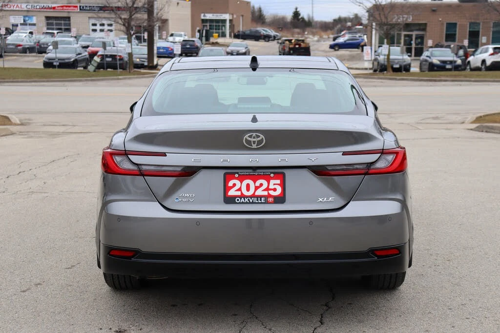 Toyota Camry XLE AWD* АвтоКредит* (Цена до БГ) , снимка 3 - Автомобили и джипове - 54098092