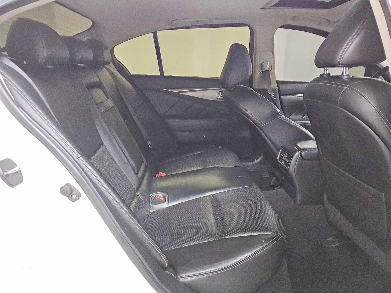 Infiniti Q50 3.0l Red Sport 400, снимка 10 - Автомобили и джипове - 54103160