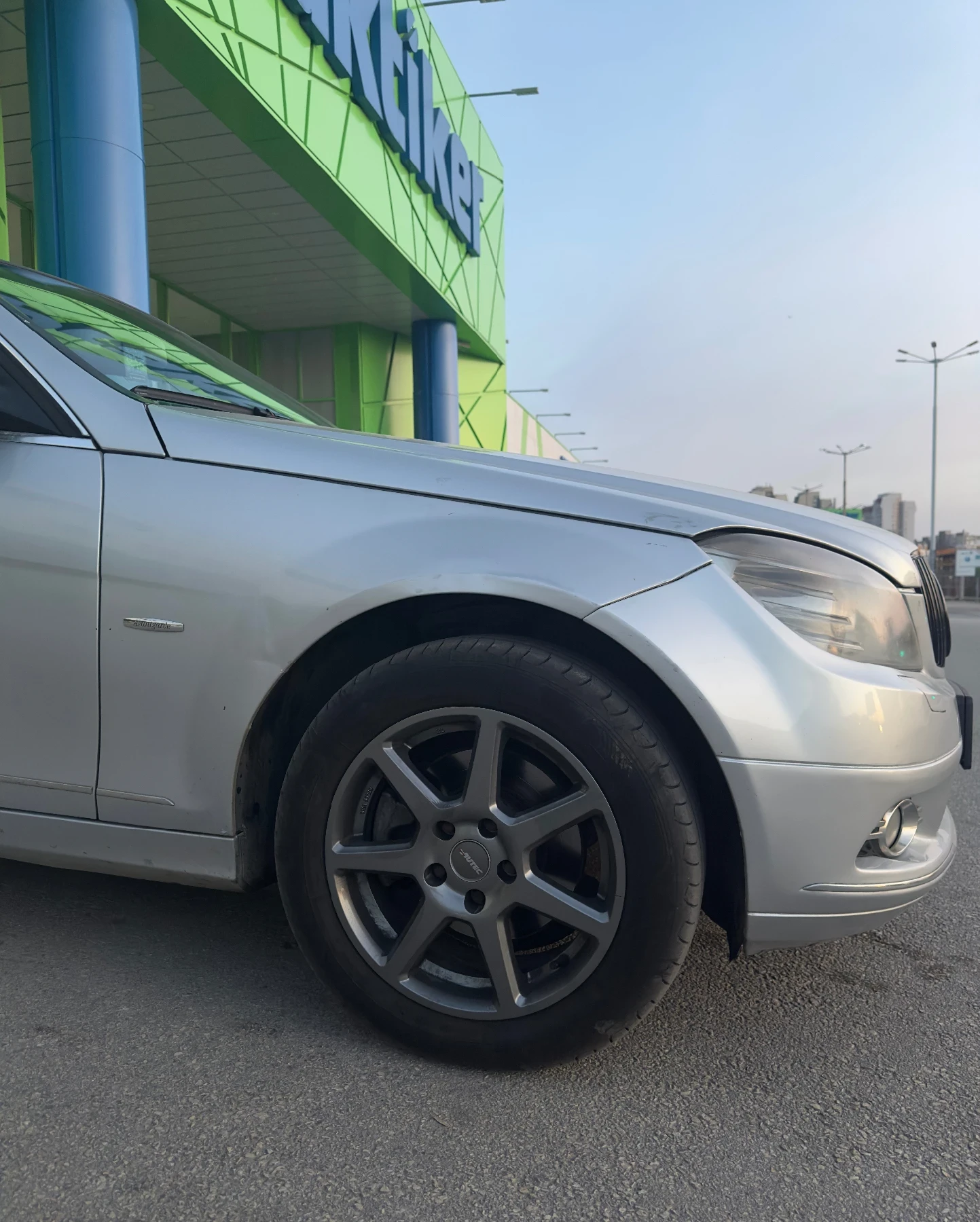 Mercedes-Benz C 220, снимка 9 - Автомобили и джипове - 54221568