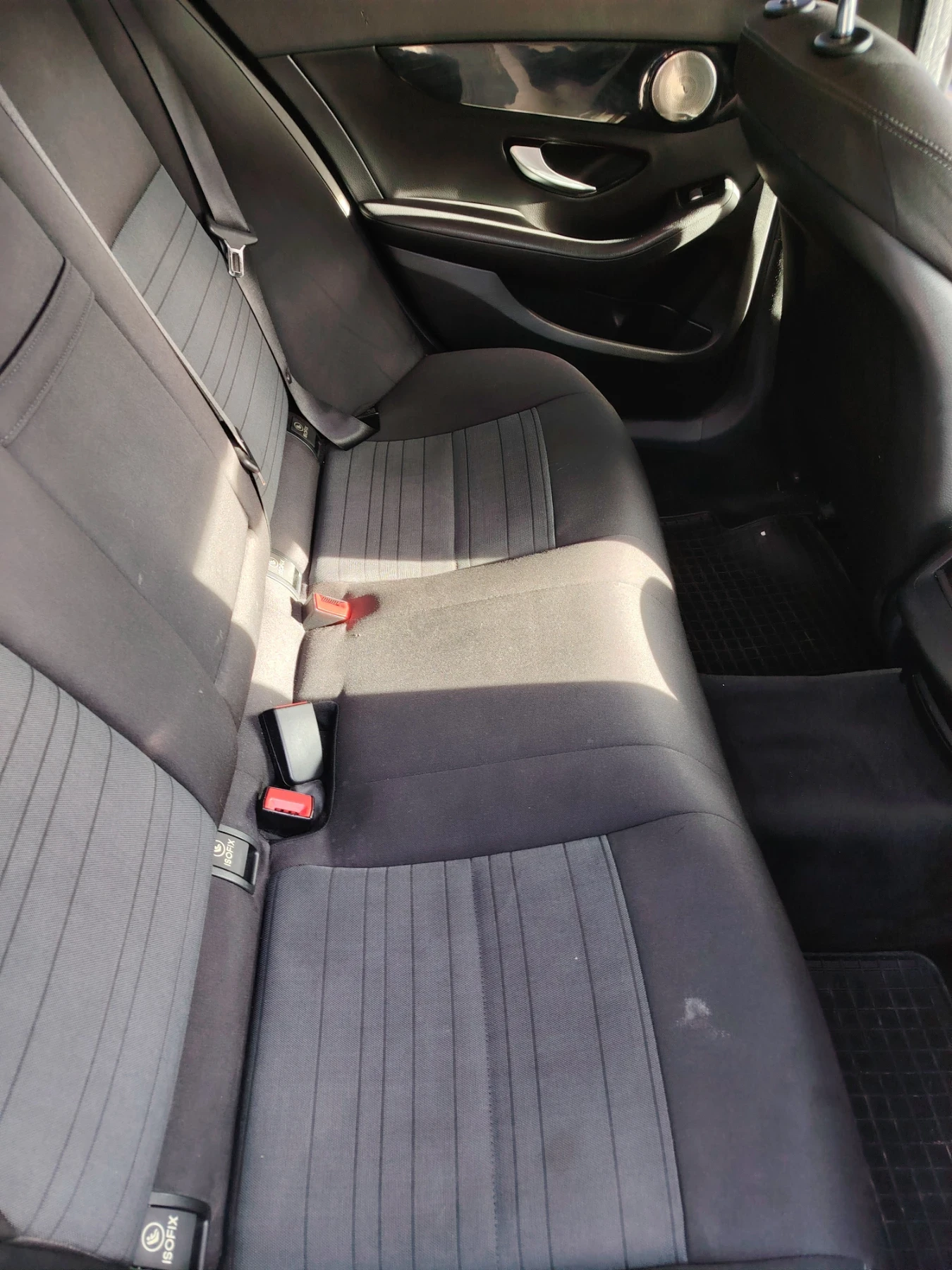 Mercedes-Benz C 180, снимка 3 - Автомобили и джипове - 54391373