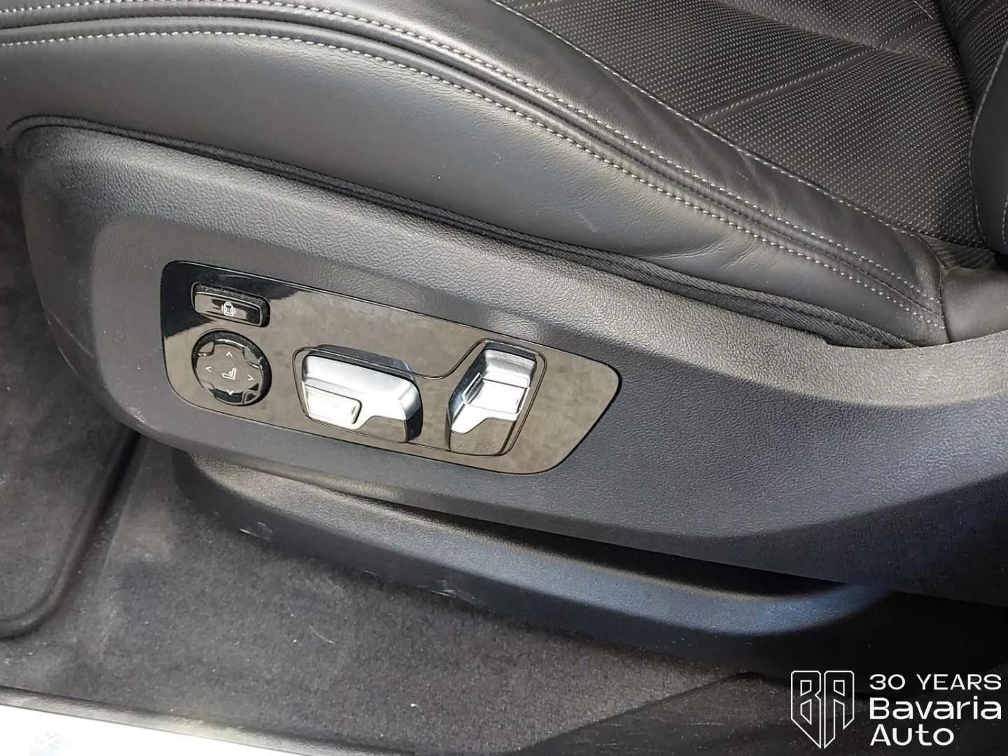 BMW XM Label Sportautomatic, снимка 14 - Автомобили и джипове - 54476109