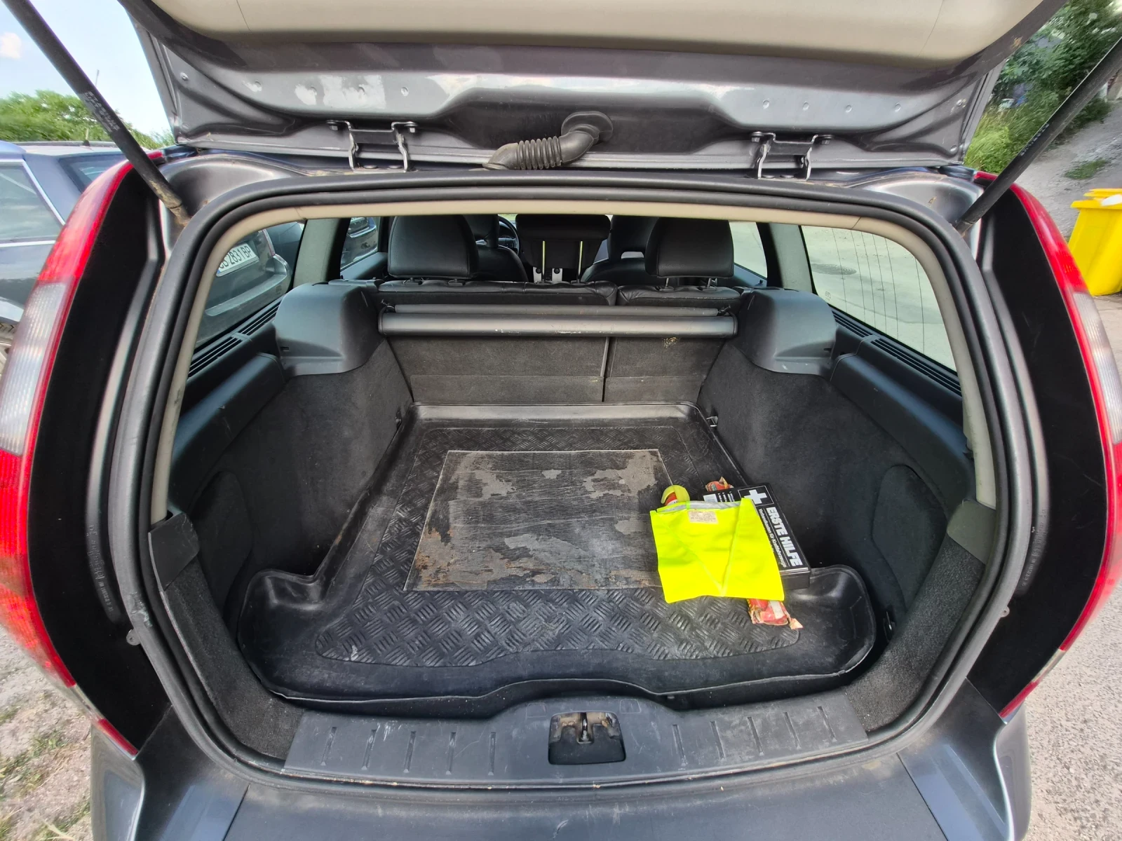 Volvo V50, снимка 8 - Автомобили и джипове - 54990125