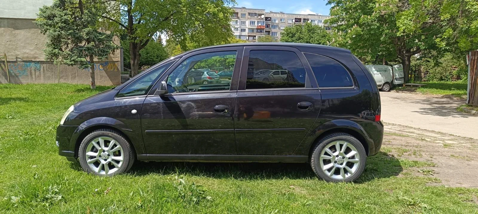 Opel Meriva, снимка 2 - Автомобили и джипове - 55235483