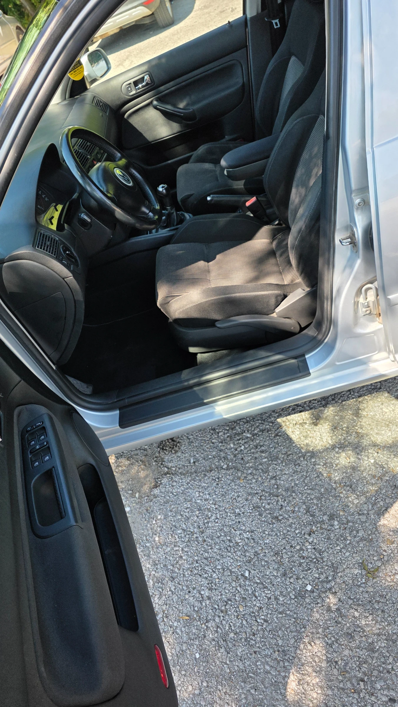 VW Golf 131 , снимка 10 - Автомобили и джипове - 55472730