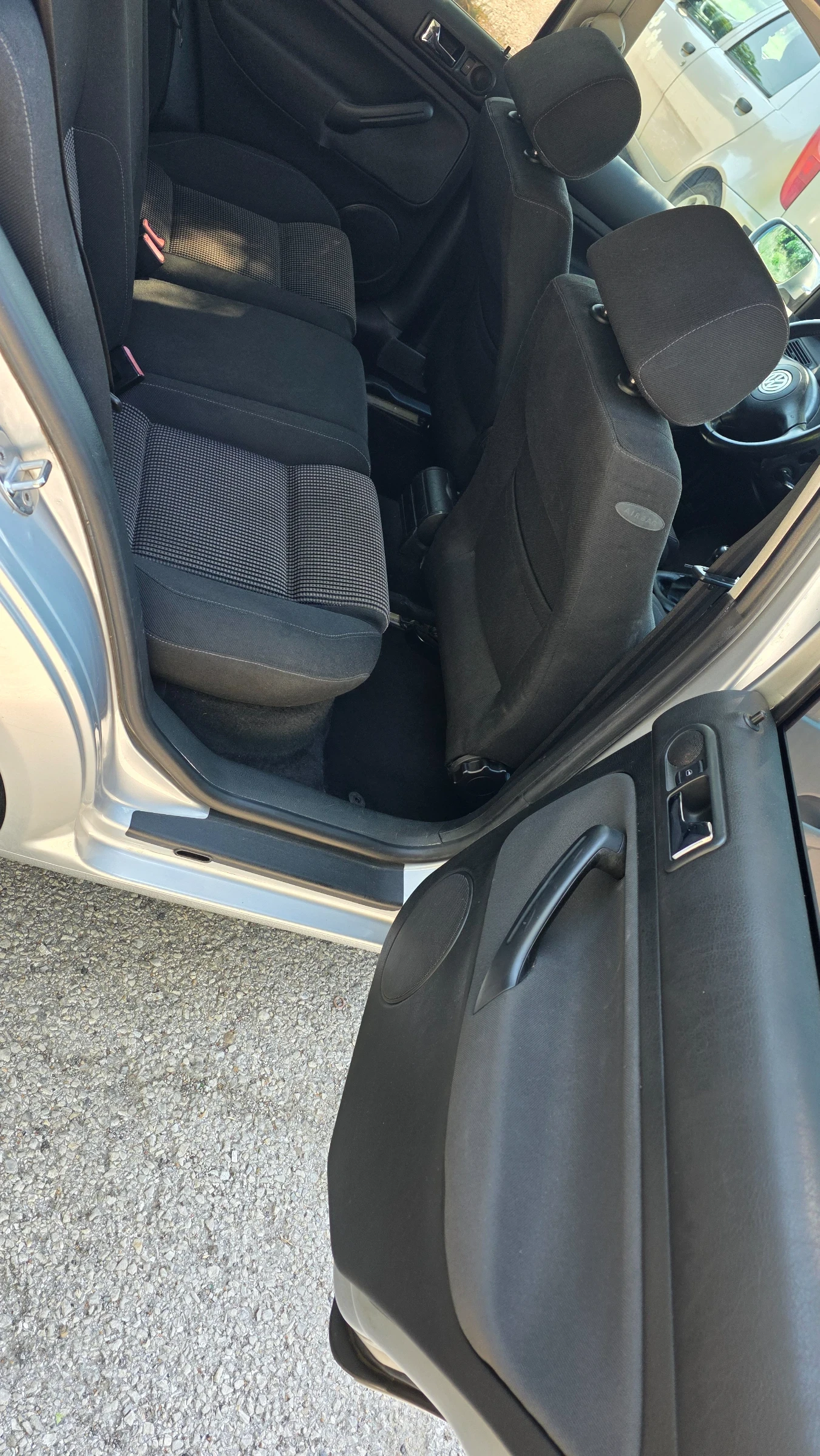 VW Golf 131 , снимка 13 - Автомобили и джипове - 55472730