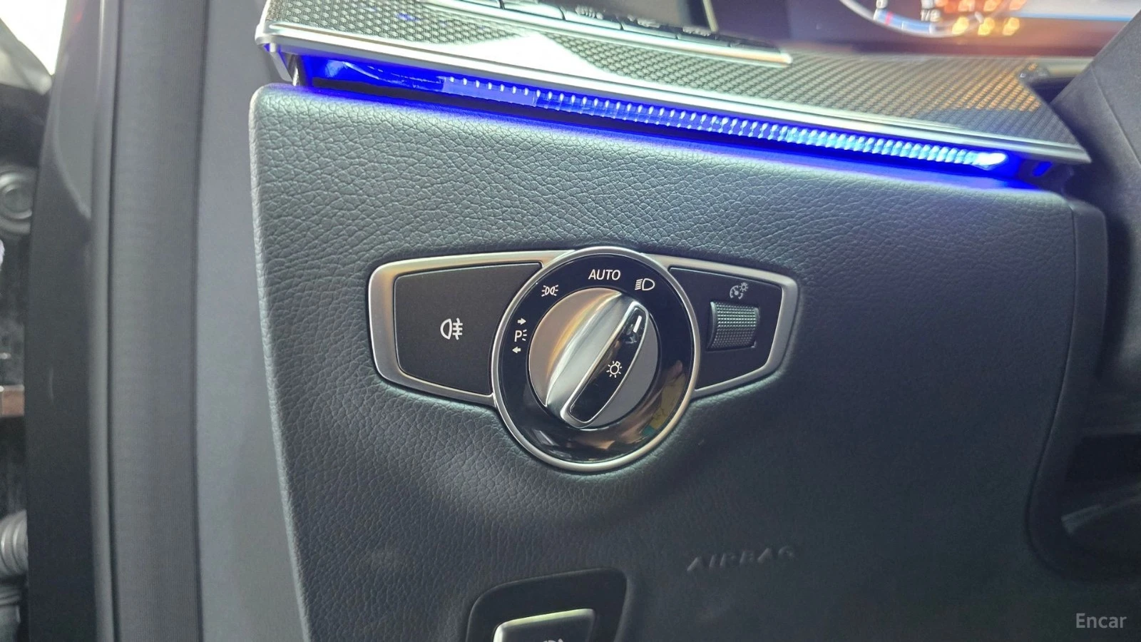 Mercedes-Benz E 43 AMG 4MATIC* HUD* 360* МАСАЖИ, снимка 17 - Автомобили и джипове - 55545304