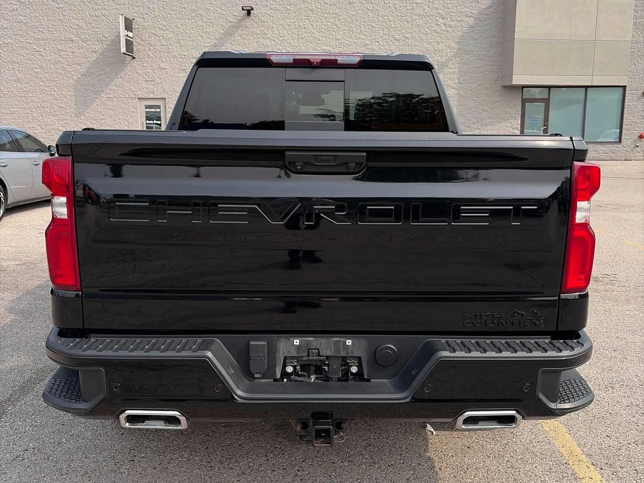 Chevrolet Silverado High Country | CARFAX | АВТОКРЕДИТ , снимка 5 - Автомобили и джипове - 55631050