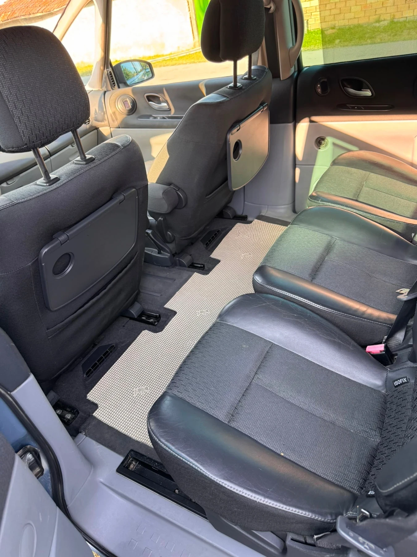 Renault Grand espace, снимка 17 - Автомобили и джипове - 55649524
