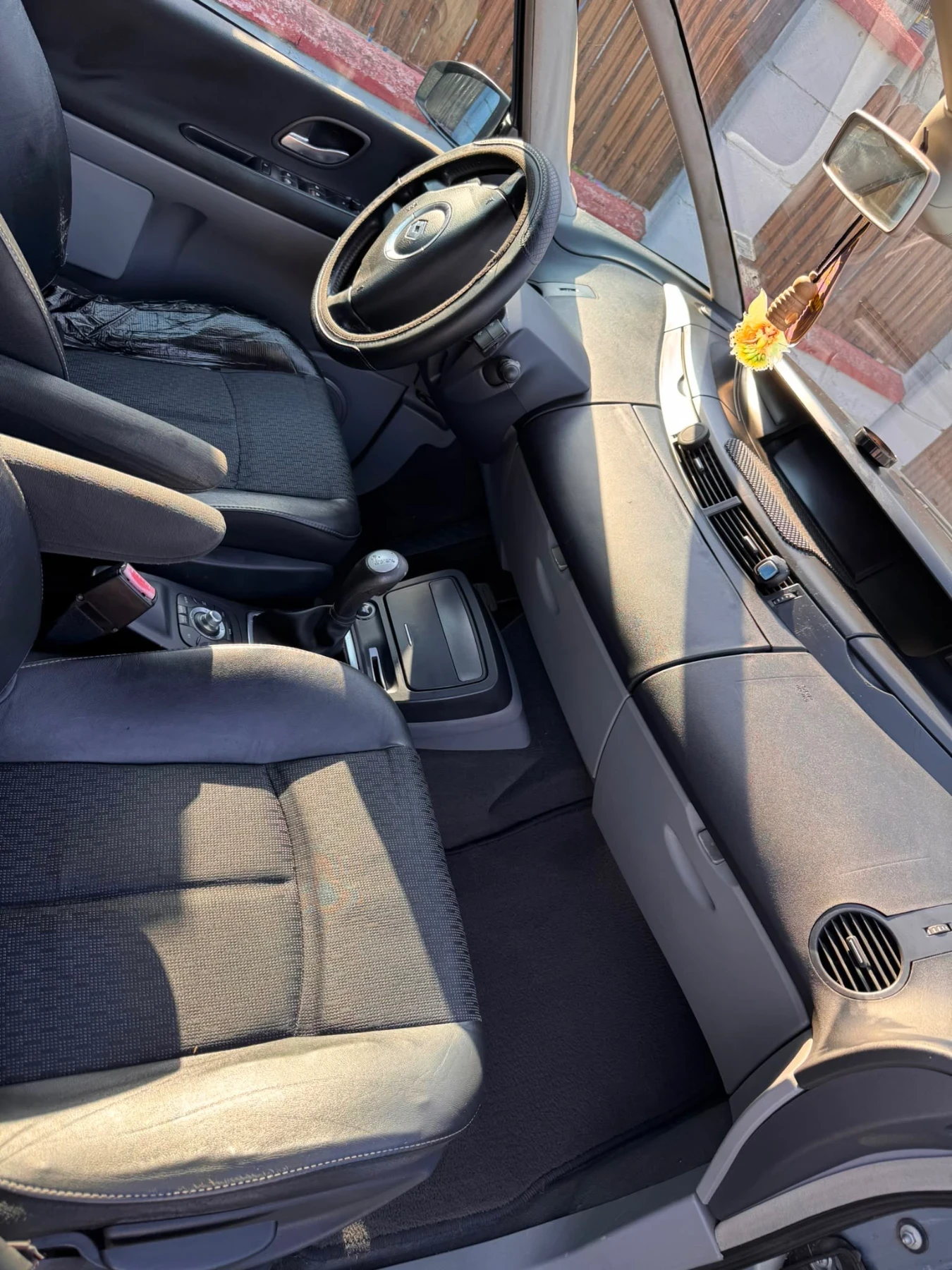Renault Grand espace, снимка 10 - Автомобили и джипове - 55649524