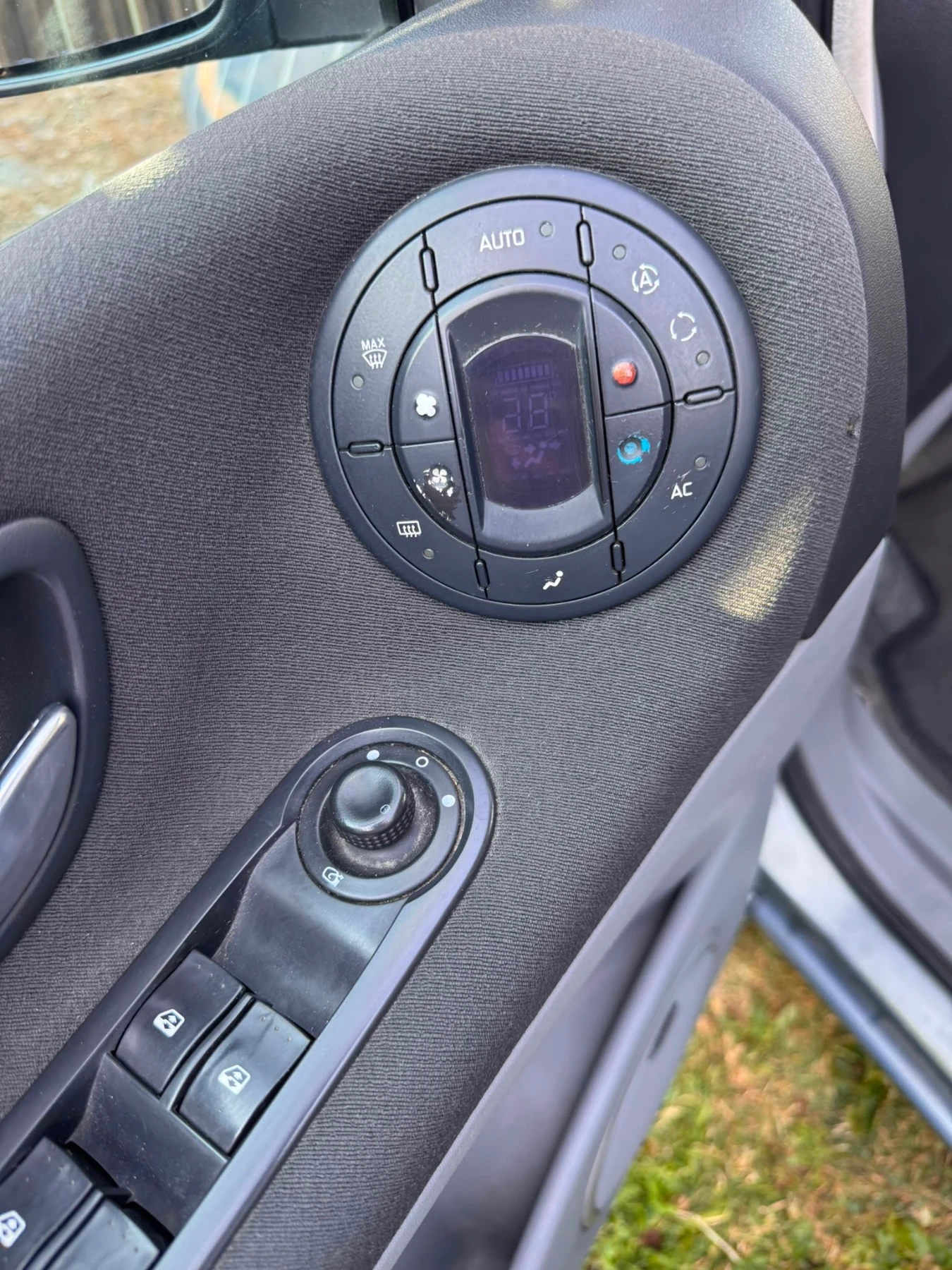 Renault Grand espace, снимка 9 - Автомобили и джипове - 55649524