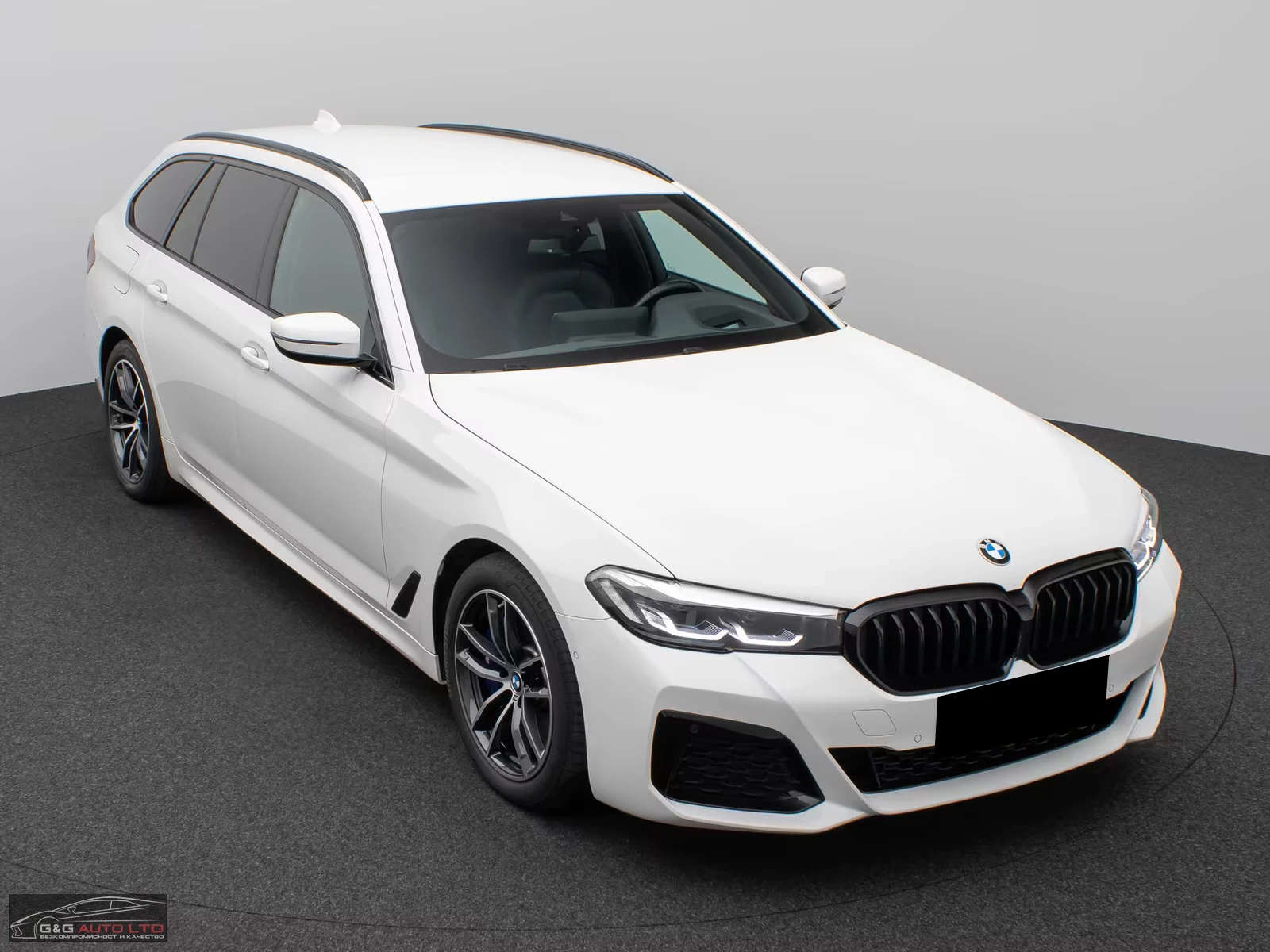 BMW 530 286HP/M SPORT/CAM/HUD/H&K/KLESS/748z, снимка 5 - Автомобили и джипове - 55661559