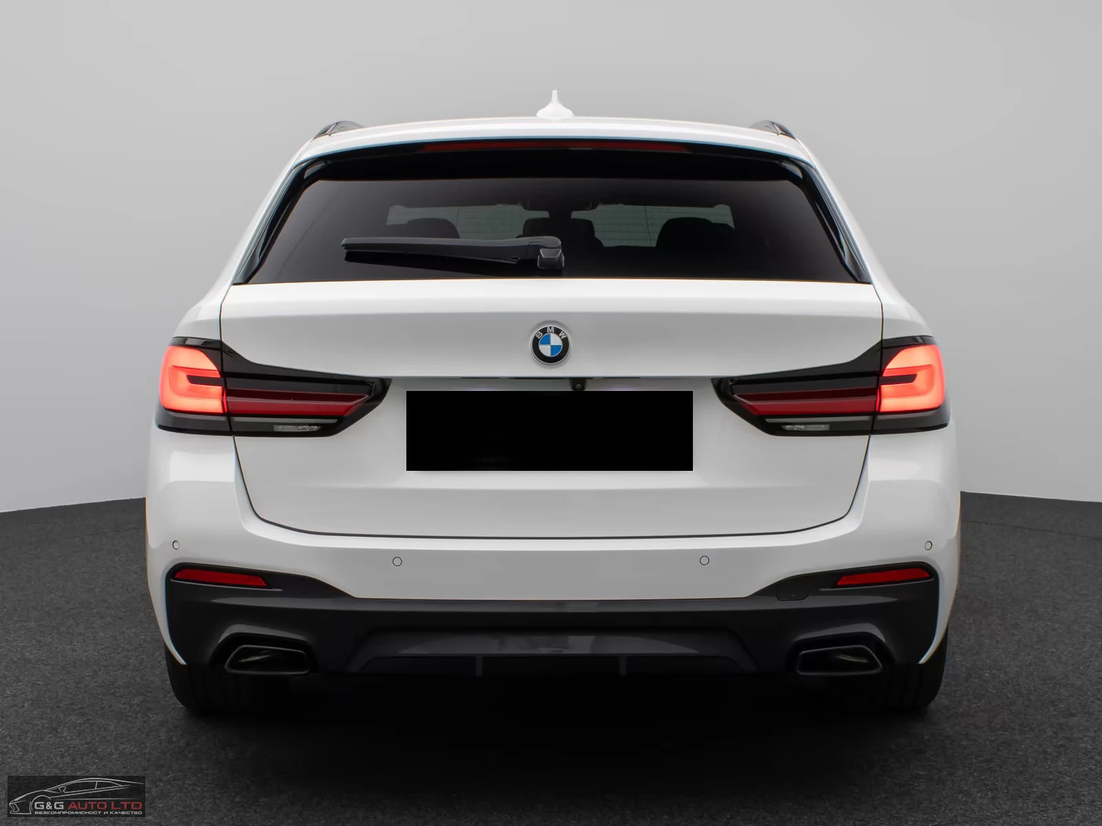 BMW 530 286HP/M SPORT/CAM/HUD/H&K/KLESS/748z, снимка 8 - Автомобили и джипове - 55661559