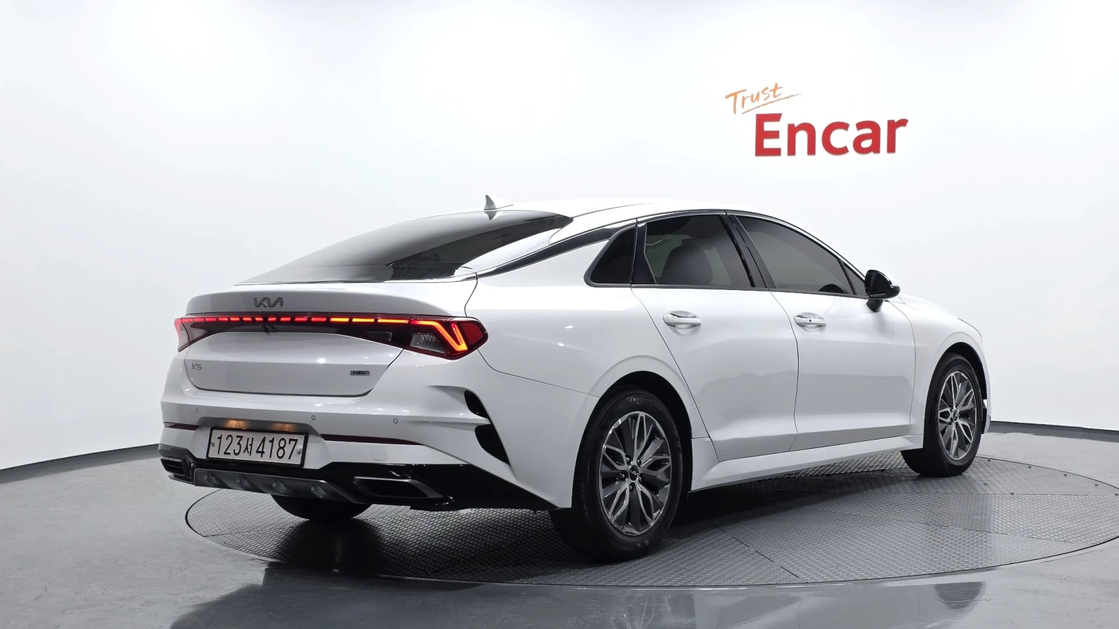 Kia K5 Hybrid Prestige, снимка 2 - Автомобили и джипове - 56097099