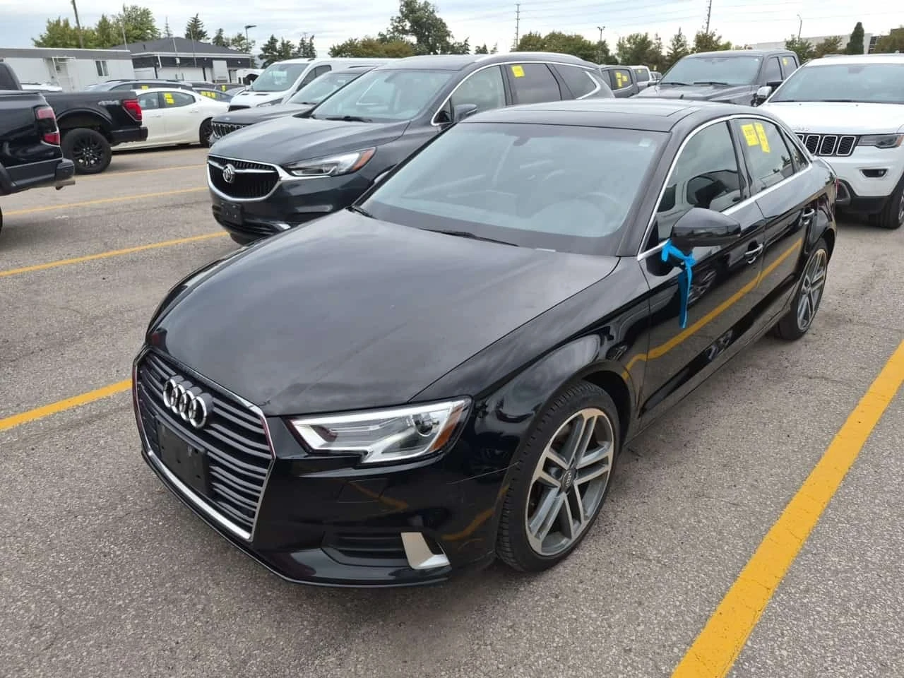 Audi A3 * KOMFORT * КEYLESS* ПОДГРЕВ * 