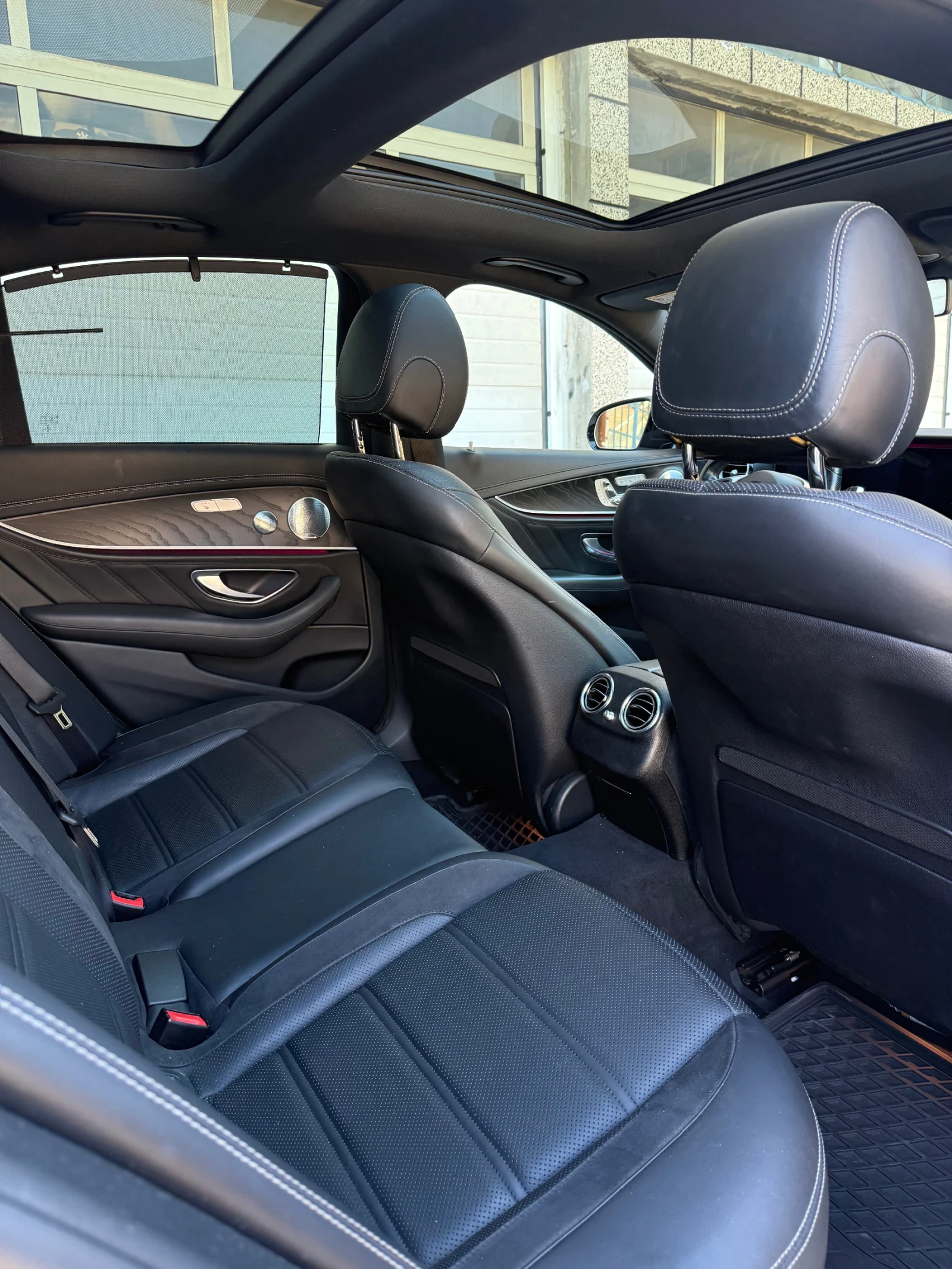 Mercedes-Benz E 43 AMG, снимка 10 - Автомобили и джипове - 56248102