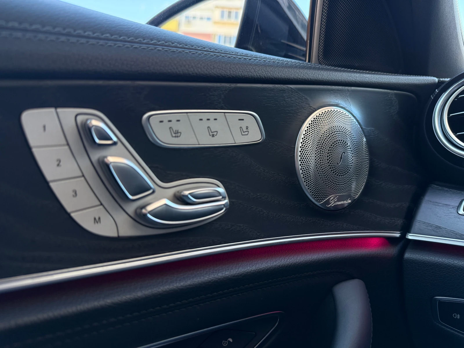 Mercedes-Benz E 43 AMG, снимка 12 - Автомобили и джипове - 56248102