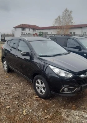Hyundai IX35 1.6 Бензин ТОП ОФЕРТА!, снимка 2