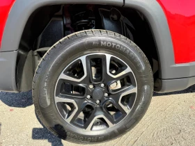Jeep Compass * АВТО КРЕДИТ* ЦЕНА ДО БГ * СЕРВИЗНА ИСТОРИЯ *  - 26999 лв. / 13804.37 € - 37445494 15