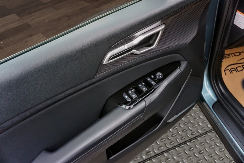 Kia Sportage 1.6 T-GDI PHEV DESIGN, снимка 6 - Автомобили и джипове - 37785318