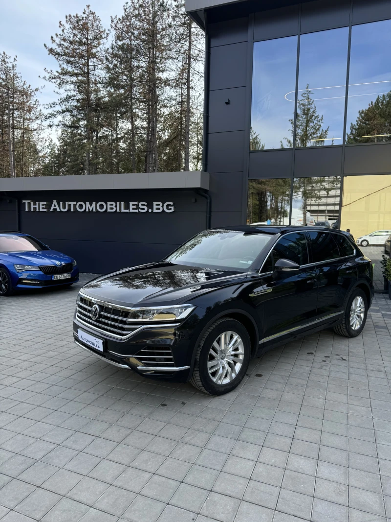 VW Touareg, снимка 5 - Автомобили и джипове - 47290296