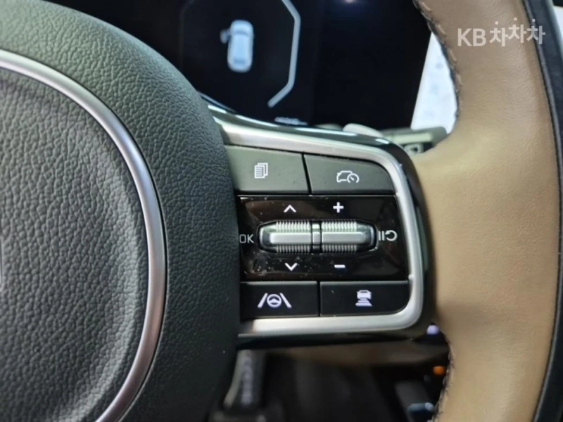 Kia Sorento 1.6T HEV 4WD Signature GravityЛИЗИНГ БЕЗ ПЪРВ. ВН., снимка 13 - Автомобили и джипове - 52773524