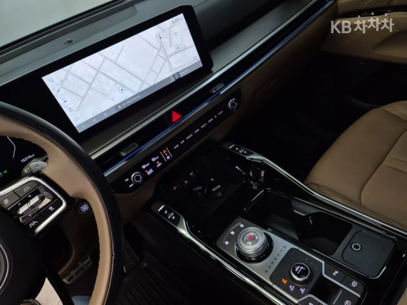 Kia Sorento 1.6T HEV 4WD Signature GravityЛИЗИНГ БЕЗ ПЪРВ. ВН., снимка 9 - Автомобили и джипове - 52773524