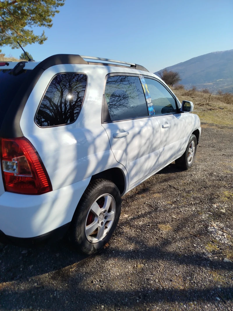 Kia Sportage, снимка 10 - Автомобили и джипове - 53173682