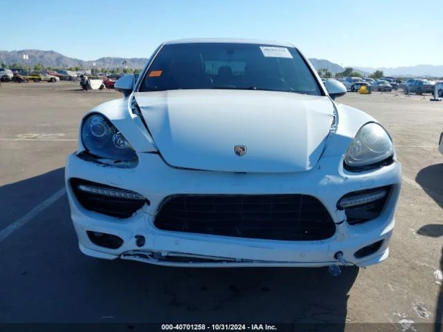 Porsche Cayenne, снимка 2 - Автомобили и джипове - 49309129