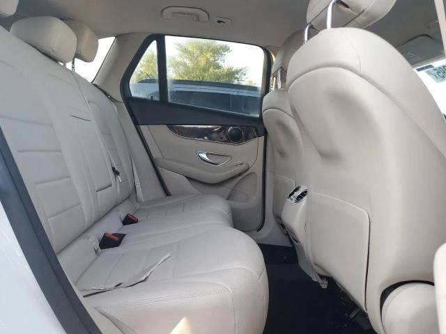 Mercedes-Benz GLC 300  - изображение 8