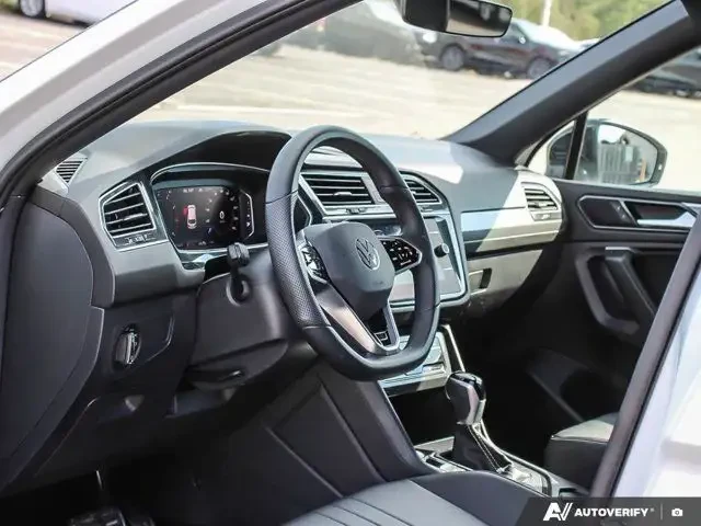 VW Tiguan * R-Line * CARFAX* ОПЦИЯ ЗА ФИНАНСИРАНЕ*  - изображение 6