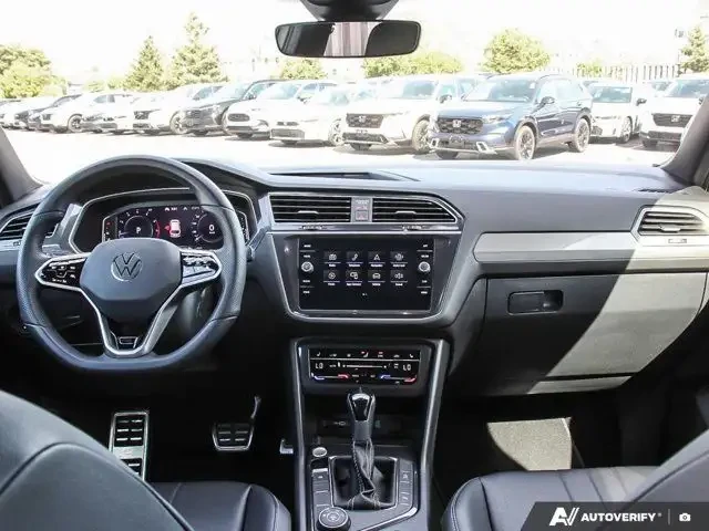 VW Tiguan * R-Line * CARFAX* ОПЦИЯ ЗА ФИНАНСИРАНЕ*  - изображение 7